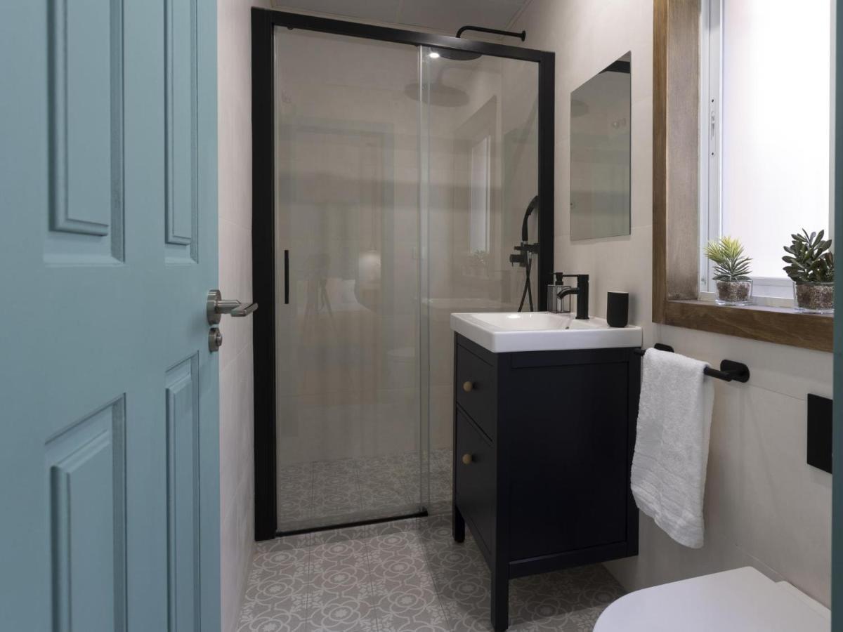 Beautiful Blue Triana Apartment 세비야 외부 사진
